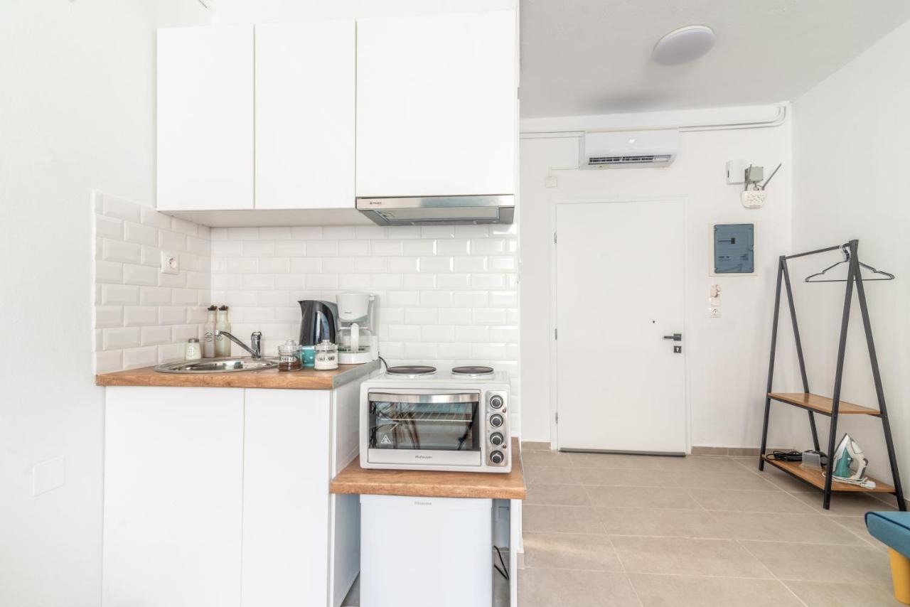 Brand New Studio Near Downtown 伊拉克利翁 外观 照片