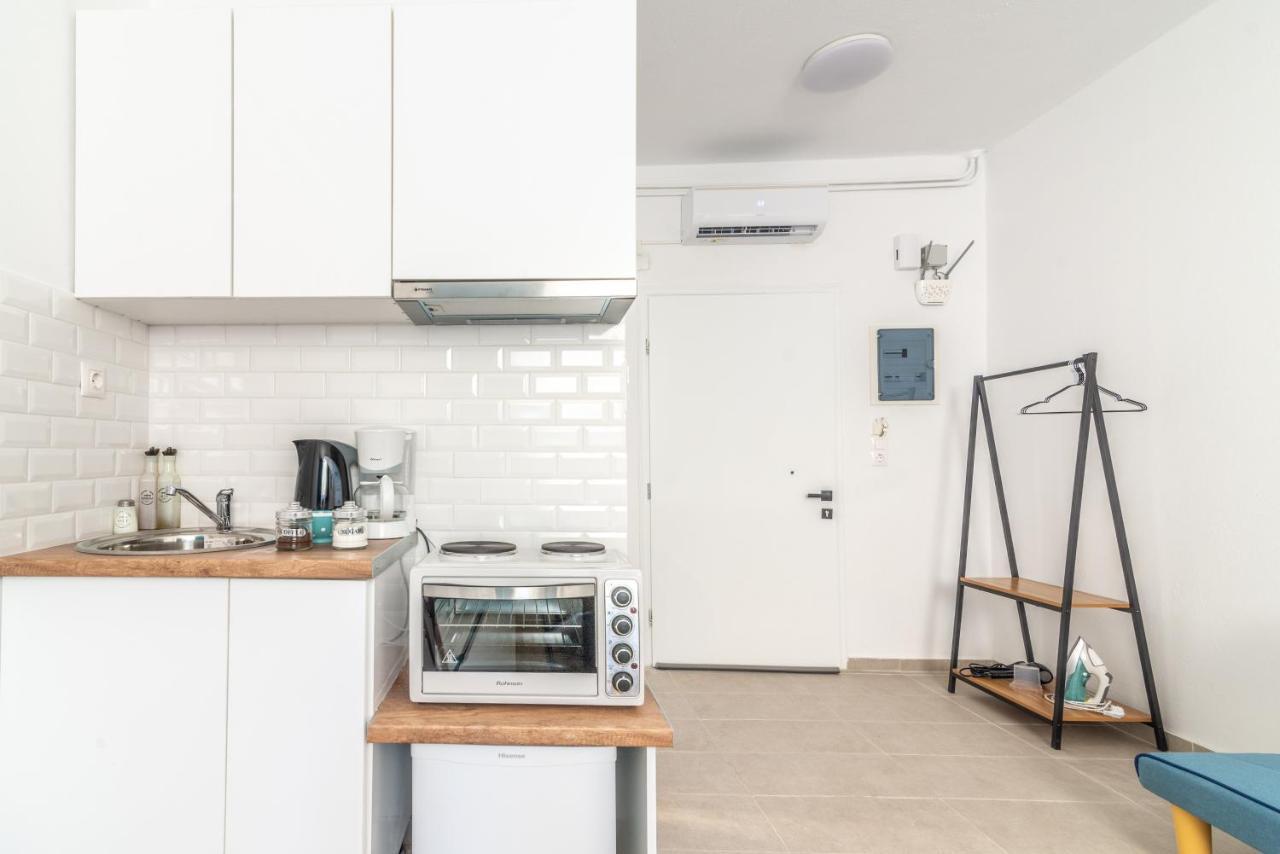 Brand New Studio Near Downtown 伊拉克利翁 外观 照片